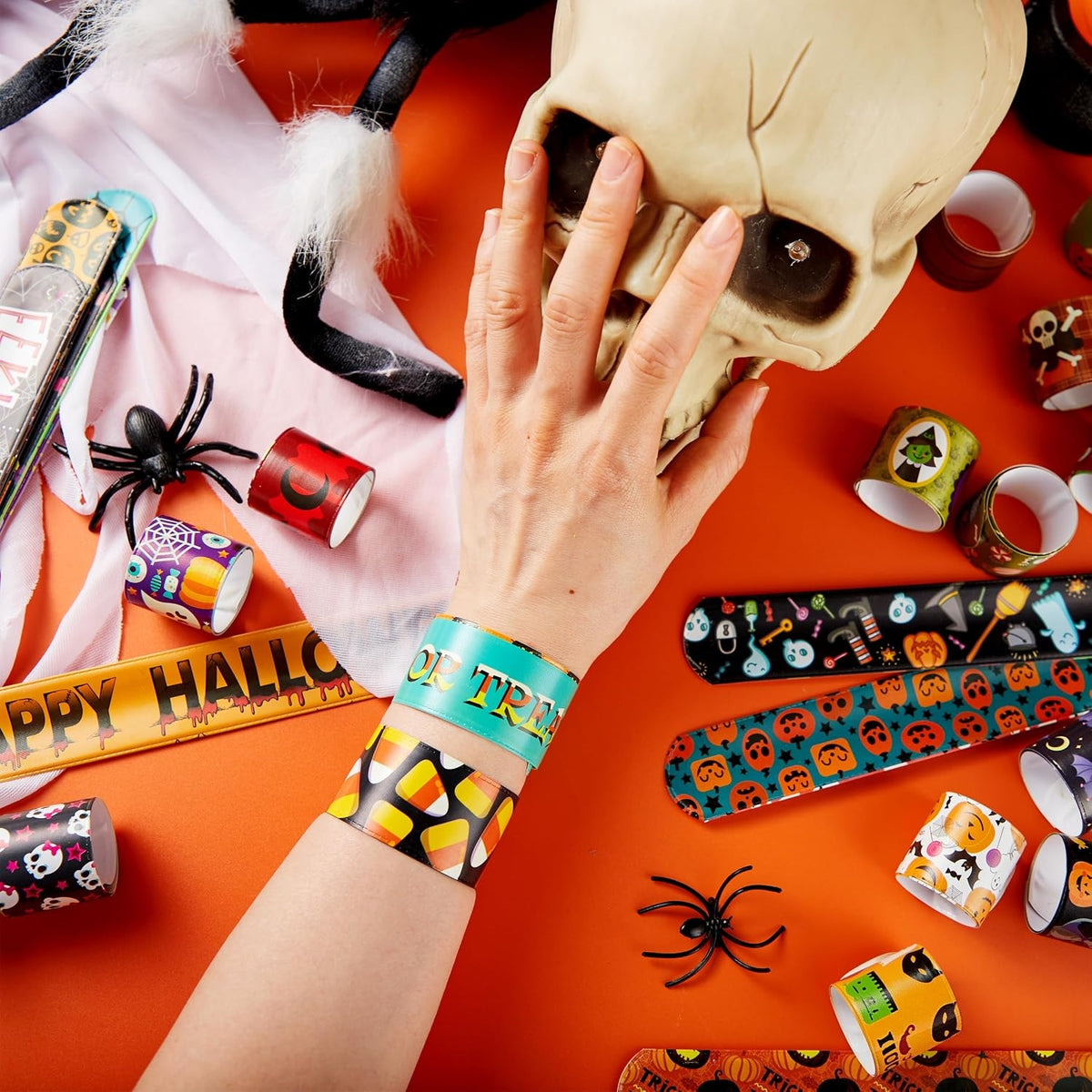 Kaiwatoy®Halloween Themed Slap Bracelets,36 Spooky Designs, Safe & Fun Party Favors for Trick-or-Treaters,72PC