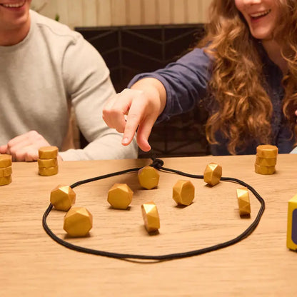 Kaiwatoy®Spannendes Magnetspiel für den Familienabend, toller Spielspaß für Kinder, inklusive 1 Seil, 20 Magneten und Anleitung